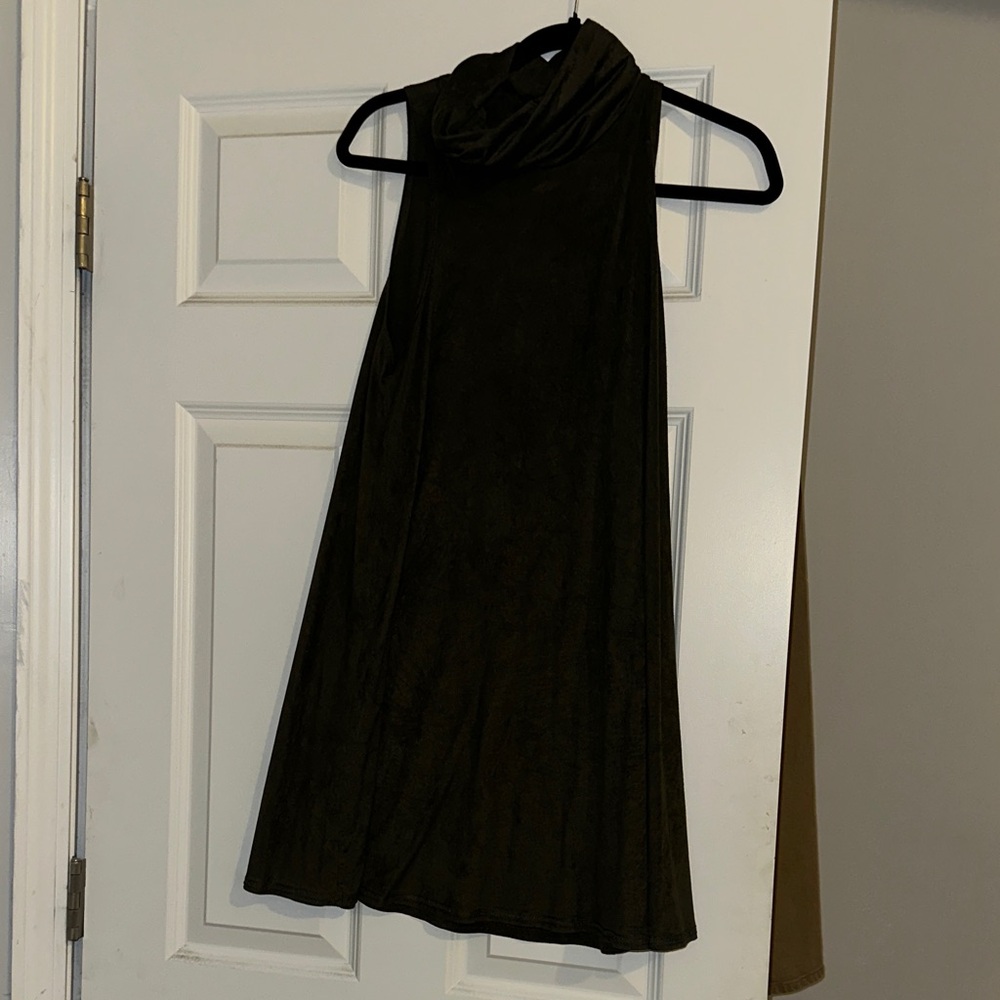 Elegant Black Sleeveless Dress
